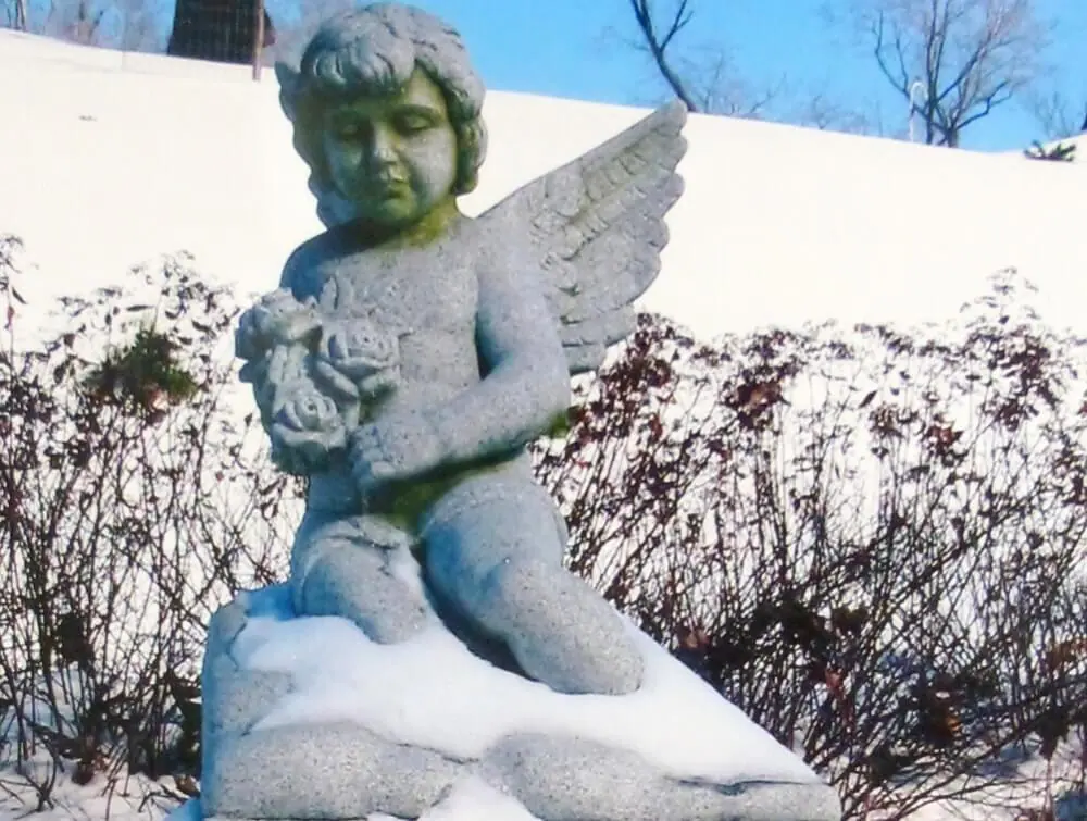 Crafting a Lasting Tribute with Stoltz Memorial’s Grave Markers