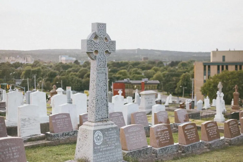 Navigating Cemetery Regulations: Crafting Respectful Memorials