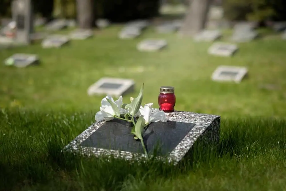Slant Headstones: When Simplicity Speaks Volumes
