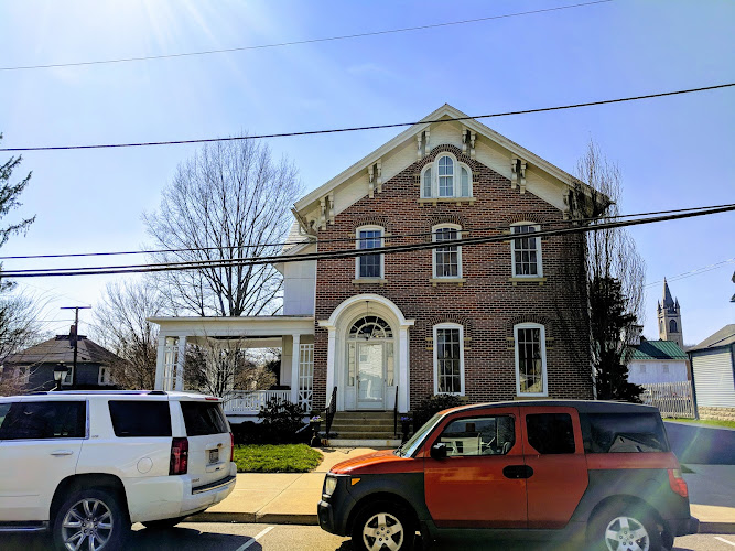McPeek Hoekstra Hoskinson Funeral Home Granville, Ohio