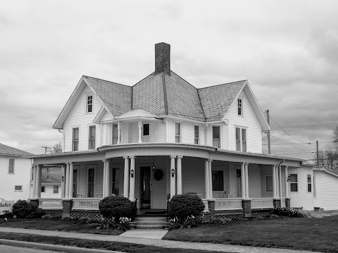 Law-Baker Funeral Home Utica, Ohio