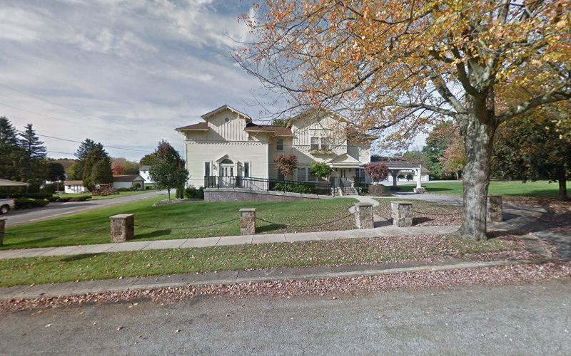 Woods-Rettig Funeral Home Leetonia, Ohio